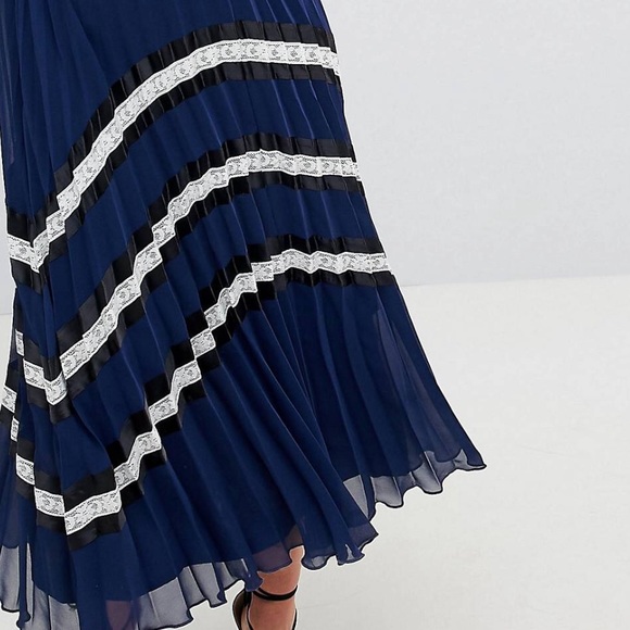 ASOS Pleated Midi Dress - Picture 4 of 7